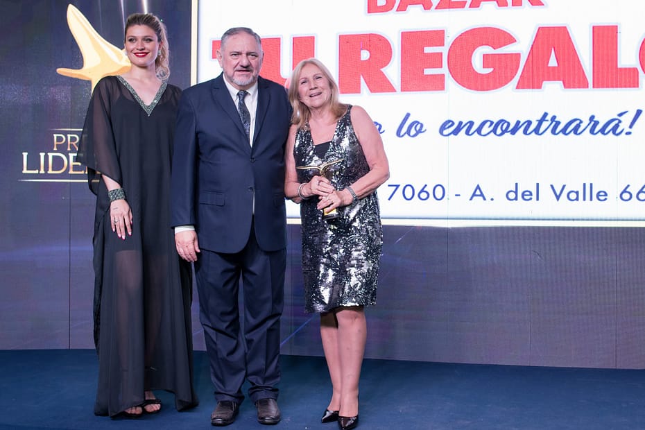 Bazar Tu Regalo recibe la distinción Premios Liderazgo